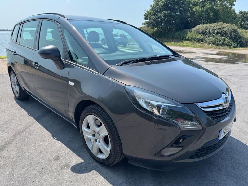 VAUXHALL ZAFIRA TOURER 2.0 CDTi Exclusiv